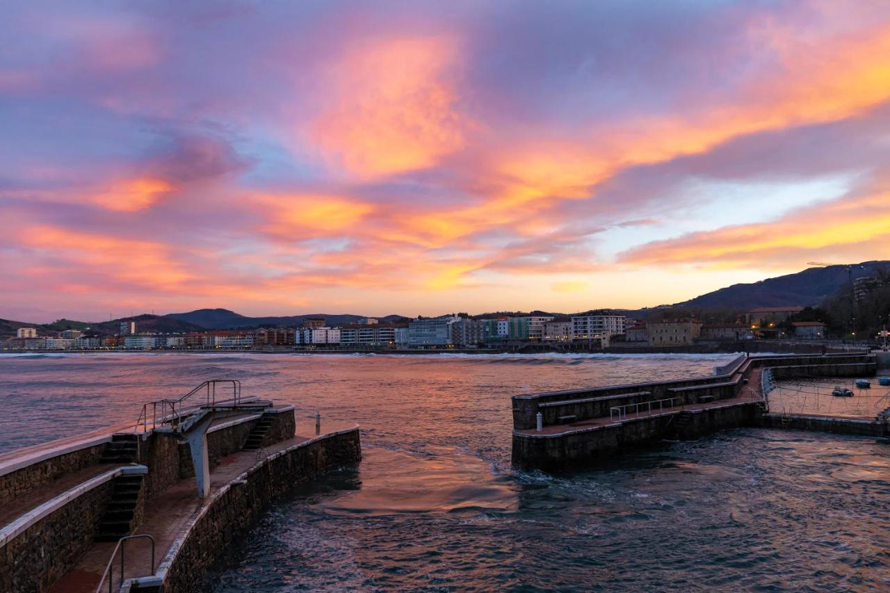 Pension Ipar Zarautz Exteriör bild